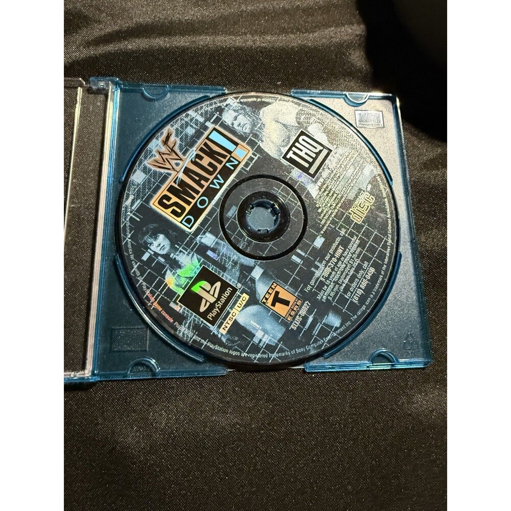 WWF SmackDown (Sony PlayStation 1, 2000)